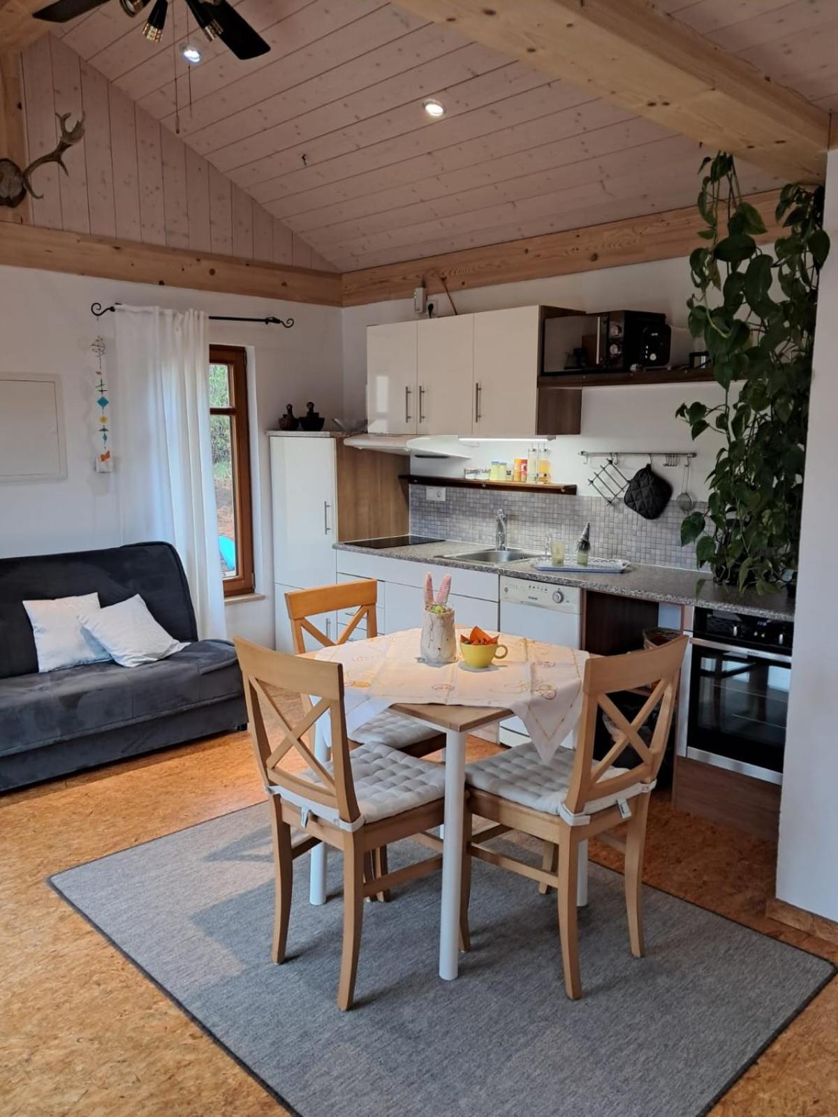 Eckersdorf Apartment Mit Gartenblick מראה חיצוני תמונה